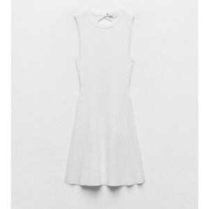 Zara CUT OUT KNIT DRESS
WHITE NWT